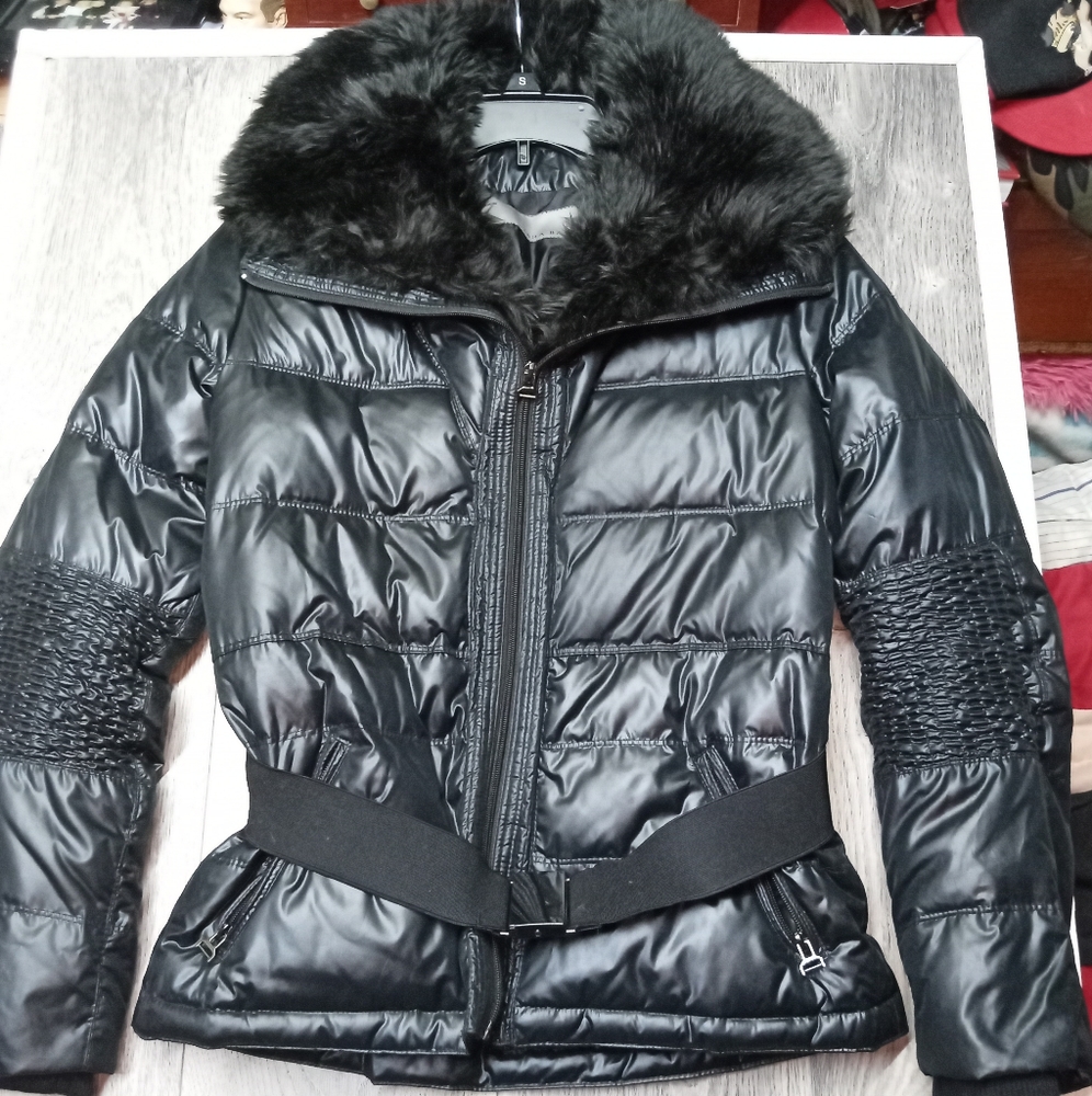 Zara basic black puffer down jacket. Women's size medium - Picture 2 of 9
